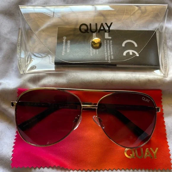 Quay Australia | Accessories | Quay Australia Vivienne Mini  display picture 1